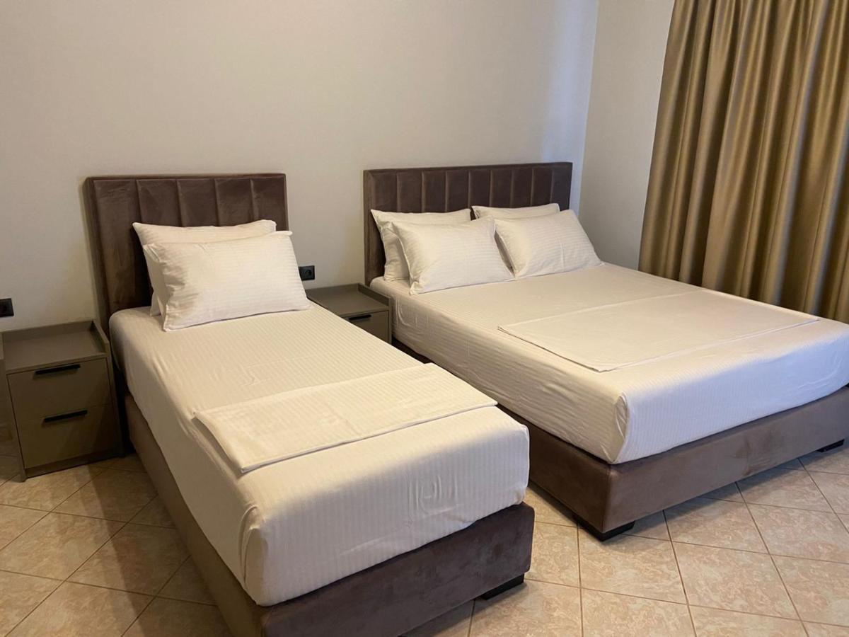 "Hotel Lili" Σαράντα Εξωτερικό φωτογραφία